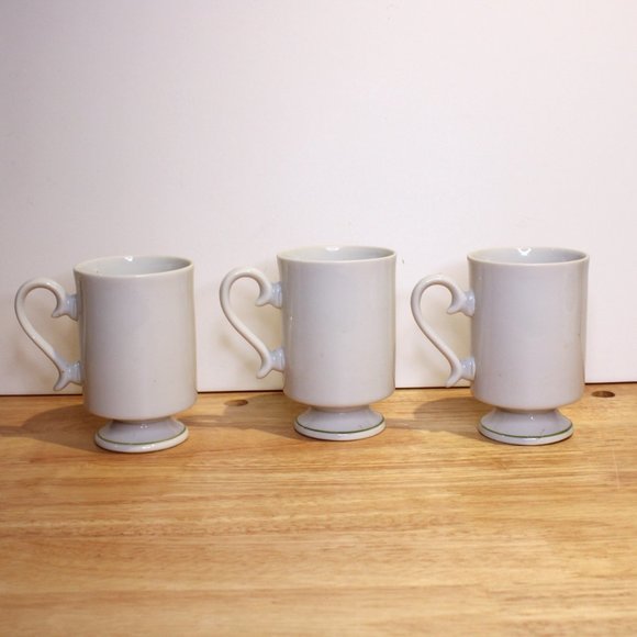 Vintage Holly Hobbie Cups Set of 3 Porcelain Mugs 1973 - Picture 5 of 8